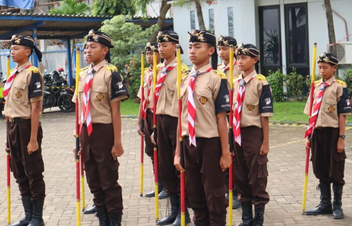 Gebyar Lomba PBB Bertongkat